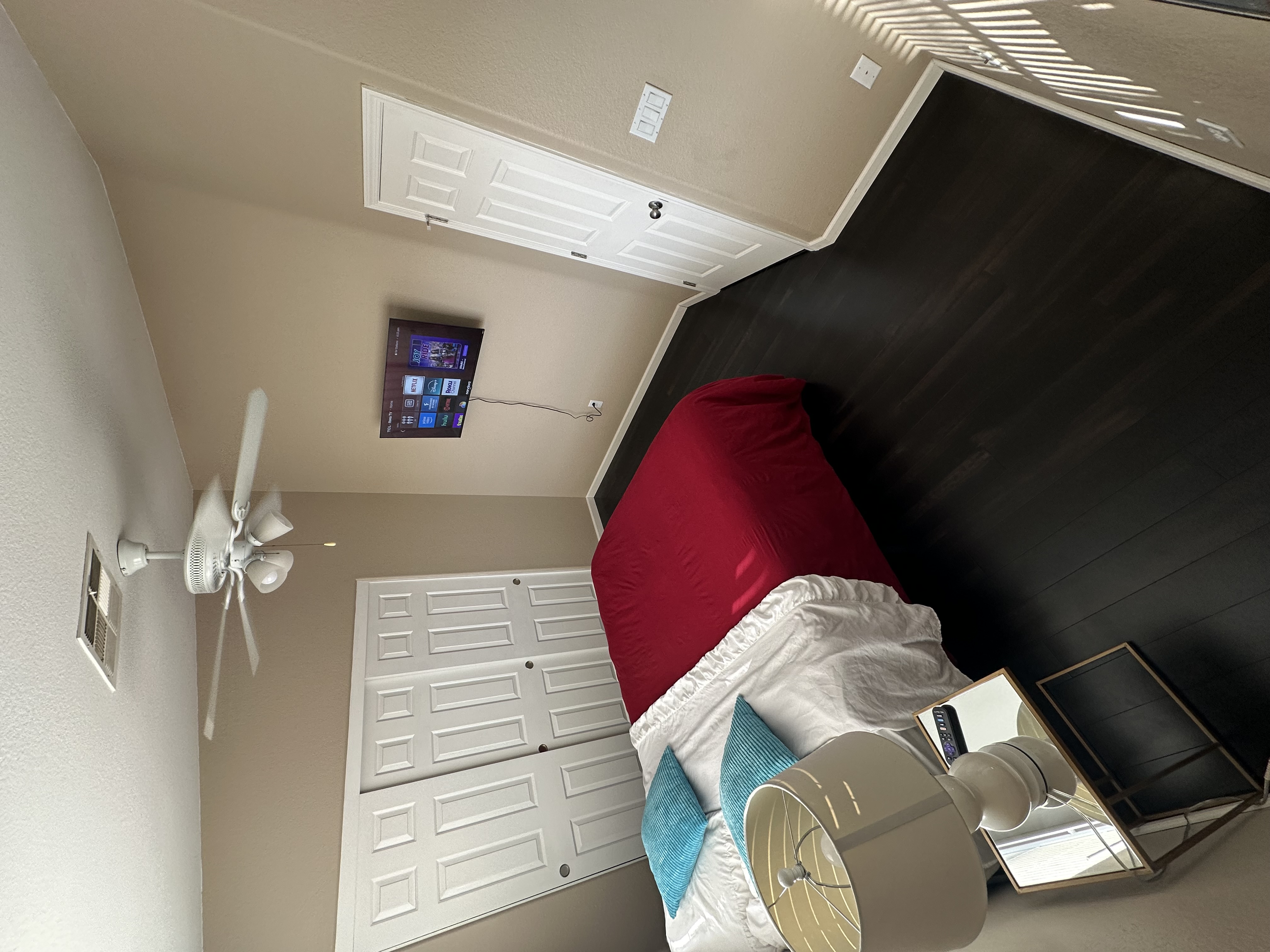 QUARTO INDIVIDUAL EM LAS VEGAS — $780/MÊS! - Image 1